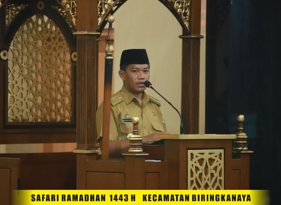 Gambar Program "Jagai Anakta"  menjadi pembahasan utama Camat Biringkanaya  di Masjid Ukhuwah Islamiyah Laikang